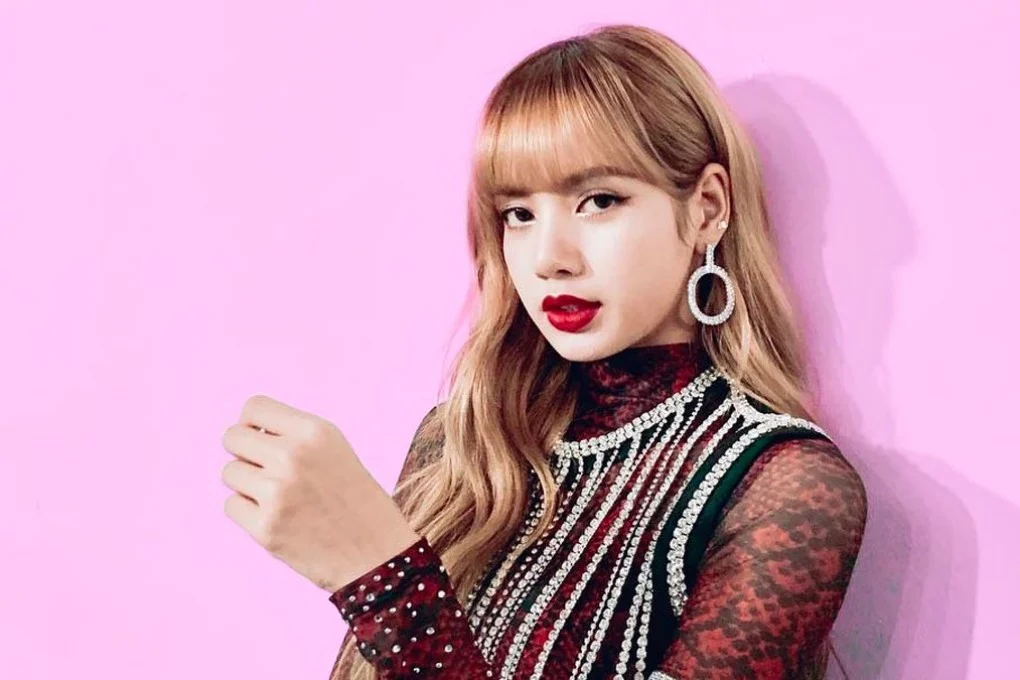 10 Shocking Truths About BLACKPINK Lisa’s Pre-Debut Story You’ve Never Heard Before 10 Shocking Truths About BLACKPINK Lisa’s Pre-Debut Story You’ve Never Heard Before